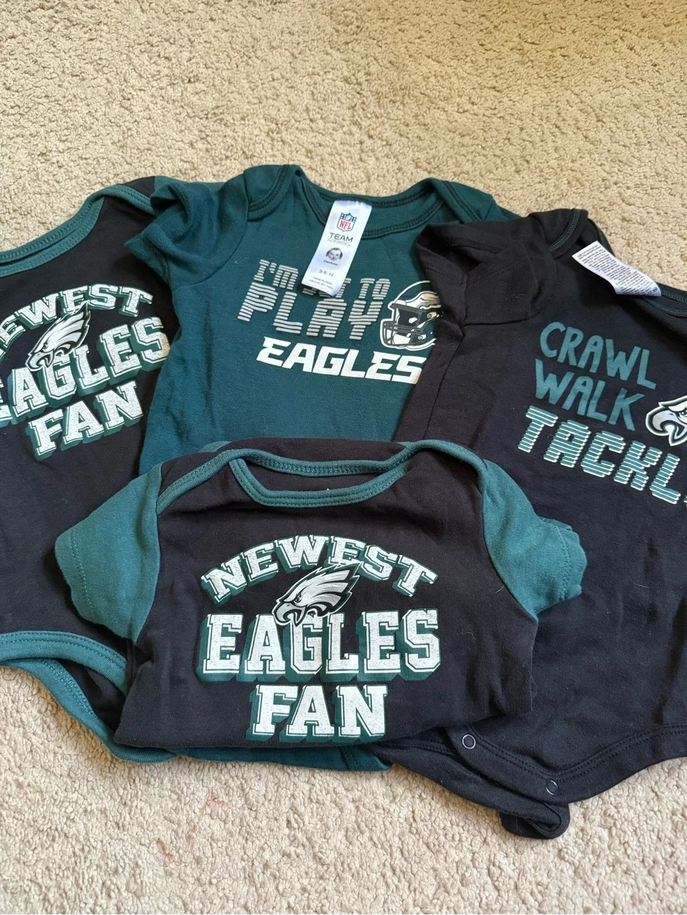 NFL eagles baby short and Long-Sleeve onsies plus pants - Green/Gray size 3-6